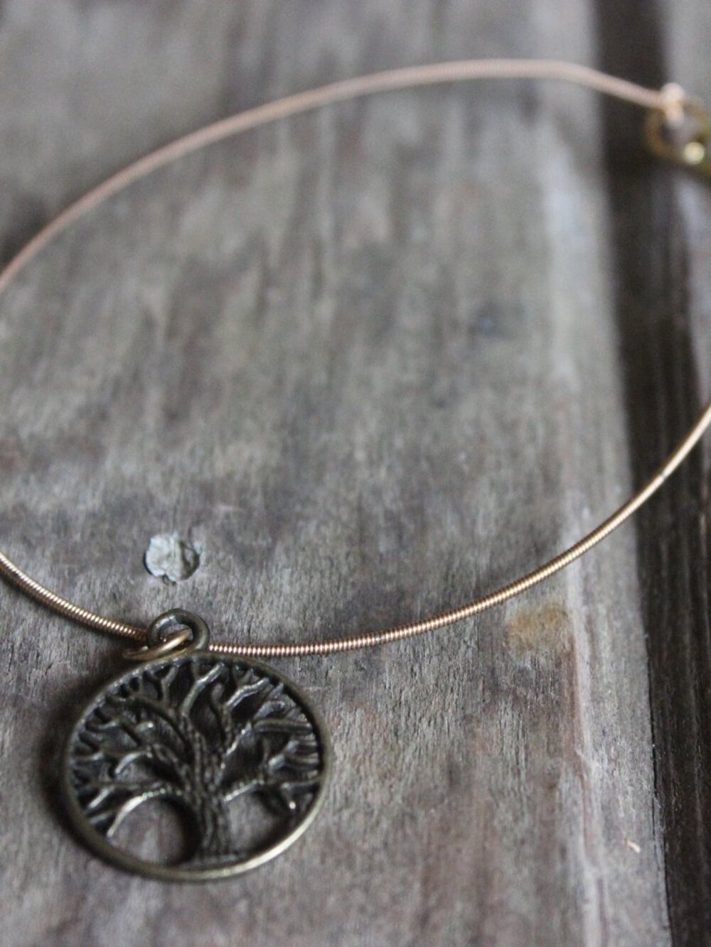 Guitar string bracelet